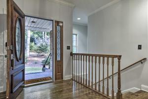 Rustic Escape w Game Room and Modern Amenities