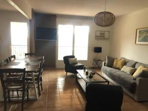 T3 avec Piscine, Clim et Terrasse - 6 pers. - FR-1-768-39