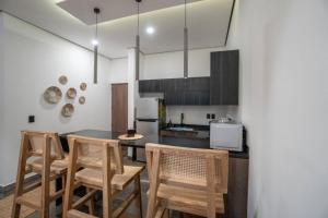 Fantastic 2bd private pool-Rooftop pool ocean view