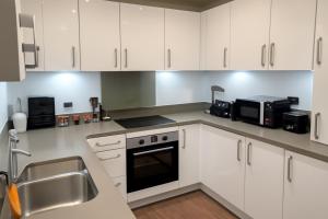 Your Cozy Canny Town Haven