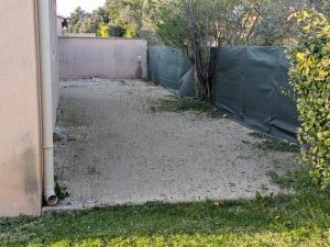 Maisons de vacances Mont Ventoux 5-person villa with spa, jacuzzi in Provence : photos des chambres