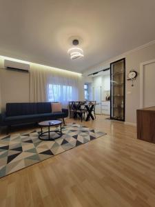 The Center Spot Shkoder