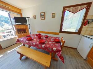 Appt 2 pièces, 6 couchages, 900m télécabine, parking - FR-1-241-52