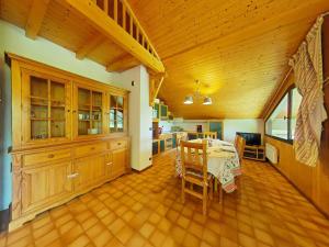 Appt 3 pièces, 7 pers, cheminée, garage, proche pistes - FR-1-241-50