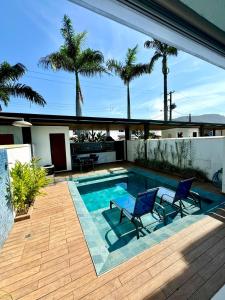 Casa com piscina aquecida em Juquehy!