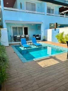 Casa com piscina aquecida em Juquehy!