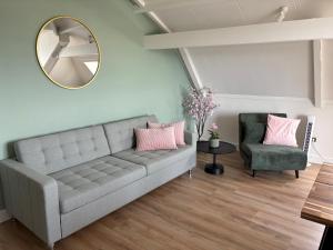 De Toerist Thuis Bij De Sluis