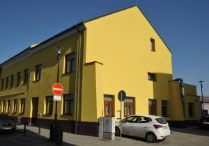 HRADBY hotel a restaurace