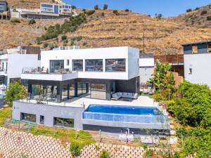 Luxury Seaview Villa Jensen - TCM