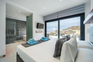 Luxury Seaview Villa Jensen - TCM