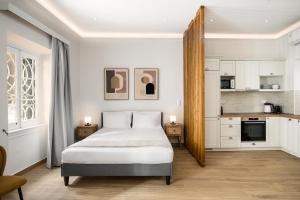 Casa Milonopoulos by Konnect, Studio & Main House