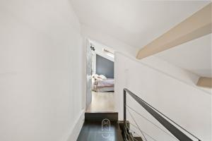 Le Mas de Lila , vieux mas en pierres avec piscine