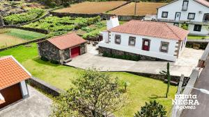 Casa da Hortênsia Roxa by Ponta Negra Azores