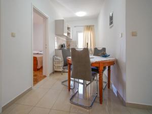 Apartment Olga-4 by Interhome