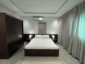 Cozy Spacious Apartment, AlYasmeen - AY01