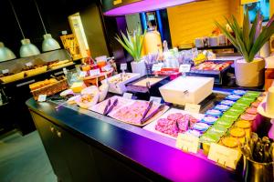 Hotels Campanile Evry Est - Saint Germain les Corbeil : photos des chambres