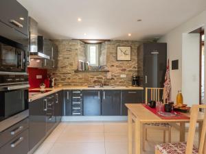 Apartment La Manoir du Moros by Interhome