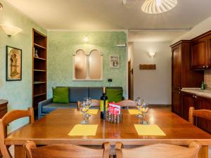 Apartment Casa Maya Ski & Bike by Interhome