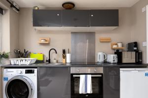 GuestReady - Modern studio with garden in Fulham