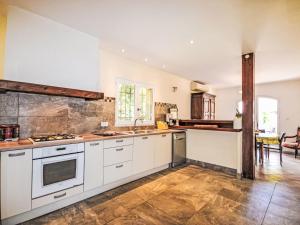 Holiday Home Mas des Lavandes by Interhome