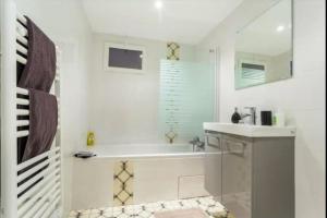 3 pièces Arc de Triomphe RDC