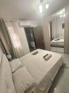 Spacious Deluxe 2 Bedroom, 3 Bathroom Apartment Prime Sliema Location