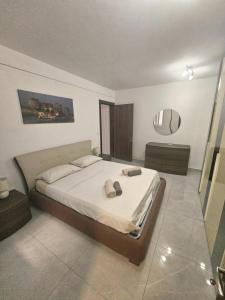 Spacious Deluxe 2 Bedroom, 3 Bathroom Apartment Prime Sliema Location