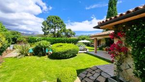 Villas Villa Lucendiluna 10 personnes piscine 5 min plage en voiture : photos des chambres