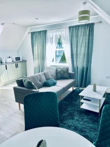 Dover Castle & Port, on-site parking, lovely quiet area