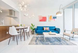 MVR - Icon Brickel River & Bay Views