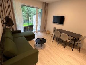 MANO JŪRA 2 apartamentai su terasa Kunigiškės