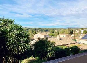 New studio 10 minutes walk from the beach