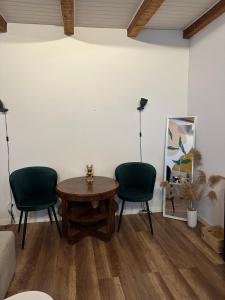 Interbelic house with courtyard and terrace