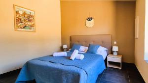 Villas Villa Lucendiluna 14 personnes piscine plage 5min le paradis : photos des chambres