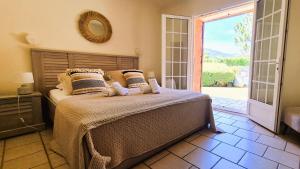 Villas Villa Lucendiluna 14 personnes piscine plage 5min le paradis : photos des chambres