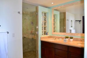 Spectacular 2 BR Oceanview Penthouse