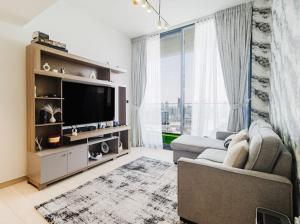 Modern apartment in the heart of JVC- Fully Furnished 1BR in Binghatti Corner