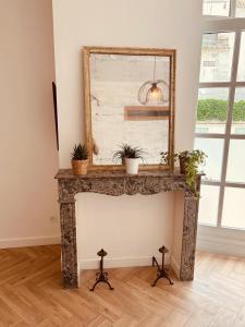 Appartement avec terrasse dans une cour privée