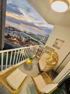 Exclusive ocean front apartment