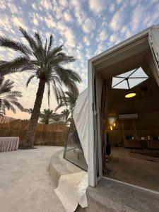 شاليه البلورة باطلالة جبلية ومسبح خاص