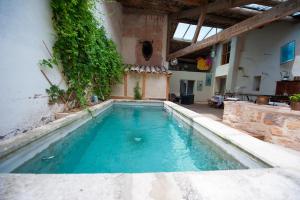 Maisons de vacances Old wine storehouse and its outbuilding : photos des chambres