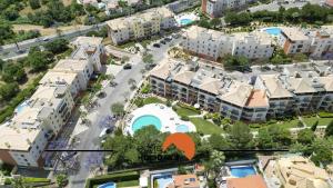 #327 Corcovada 43 Vista Piscina by Home Holidays