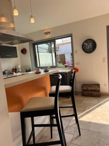 Le Clos des Figuiers villa pool and jacuzzi