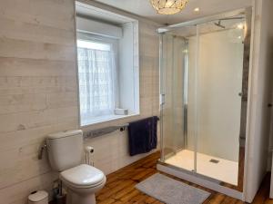 Maisons de vacances Les Galets - family house in the village of Guimaec 8p : photos des chambres