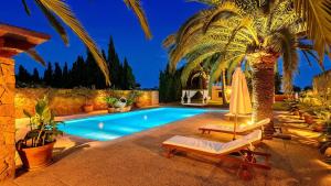 Green & Blue Villas - Villa Can Safres Raco