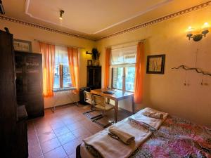 Nature Home Maitreya