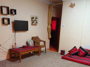 Petra Triclinium Home