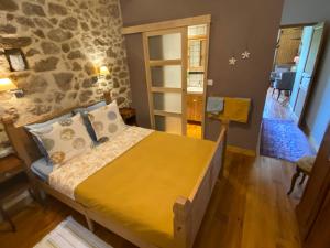 B&B / Chambres d'hotes Chambre d'Hotes les 3 Cochons d'Olt : photos des chambres