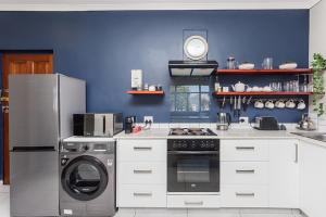 Charming & Serene 1-Bedroom Retreat in Claremont