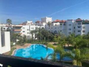 The Marina Pearl Modern Coastal Apartment